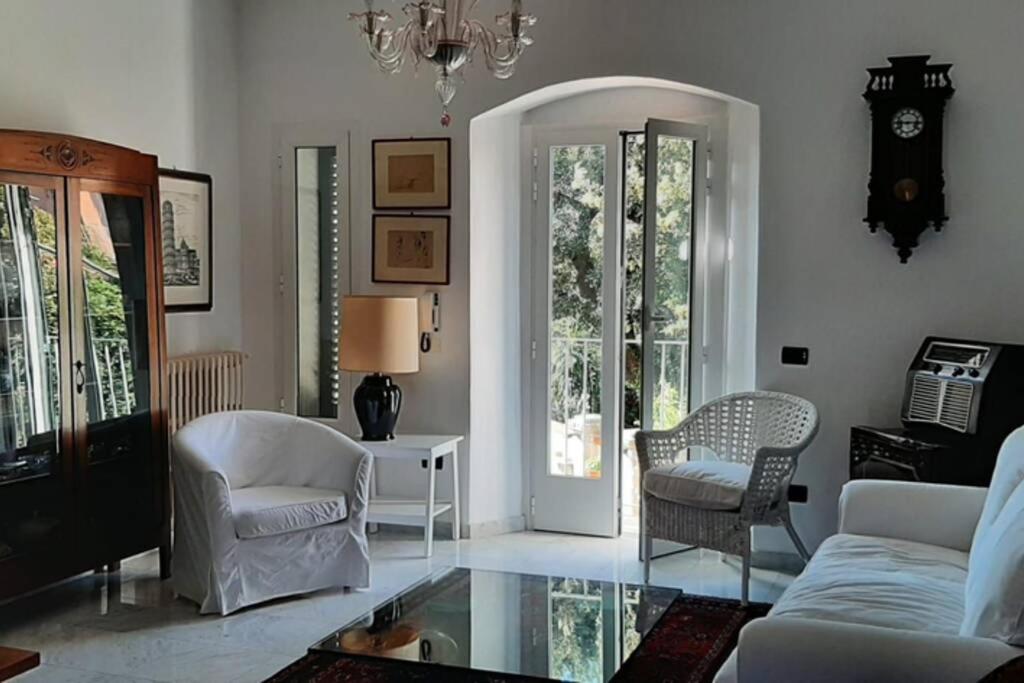 Prestigioso terratetto a 100 mt dal mare - Ferienwohnung