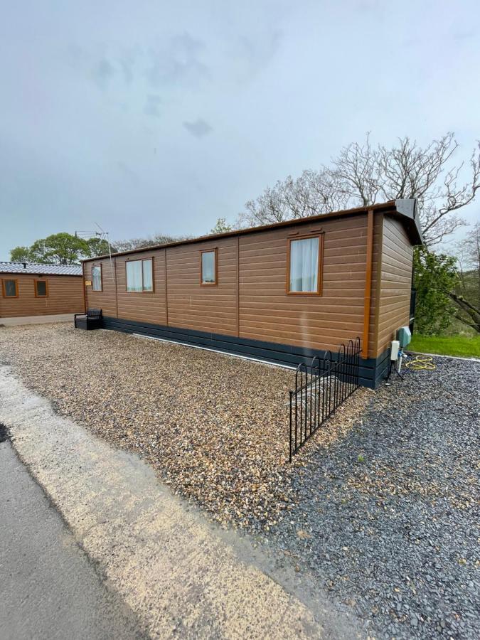 Boggy Creek - lodge with hot tub - Chambres d’hôtes