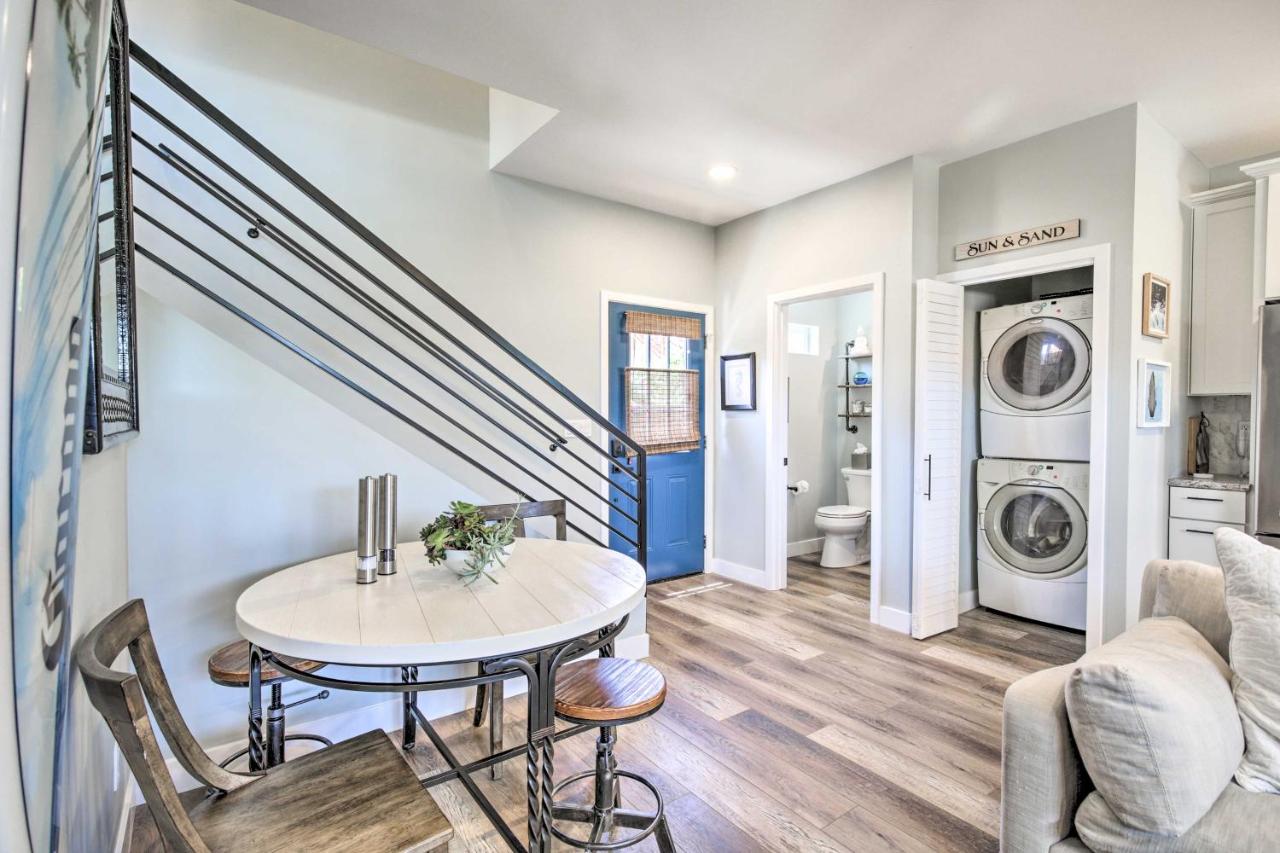 Dog-Friendly San Diego Home - 1 Mi to Ocean Beach - Chambres d’hôtes San Diego