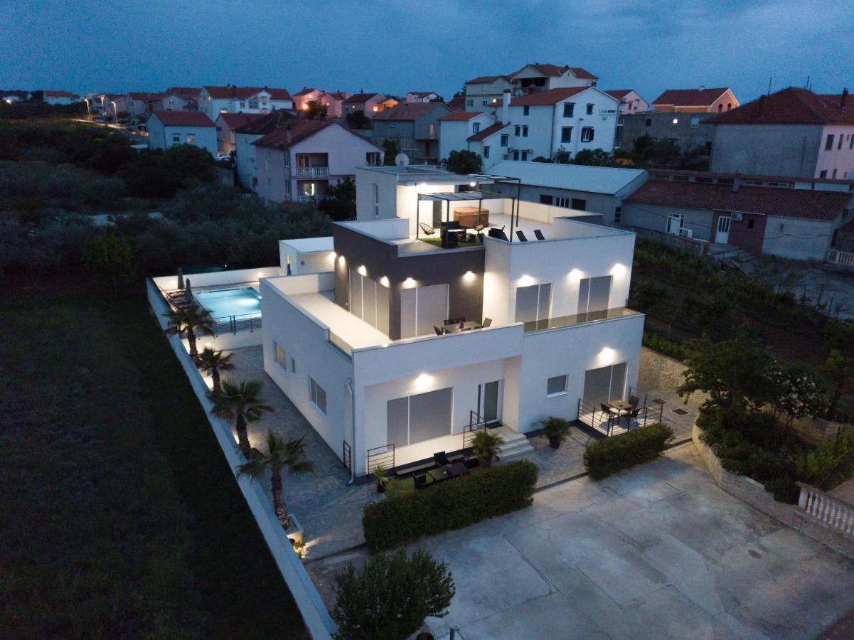 Luxury Apartments Golden Dreams - Ferienwohnung