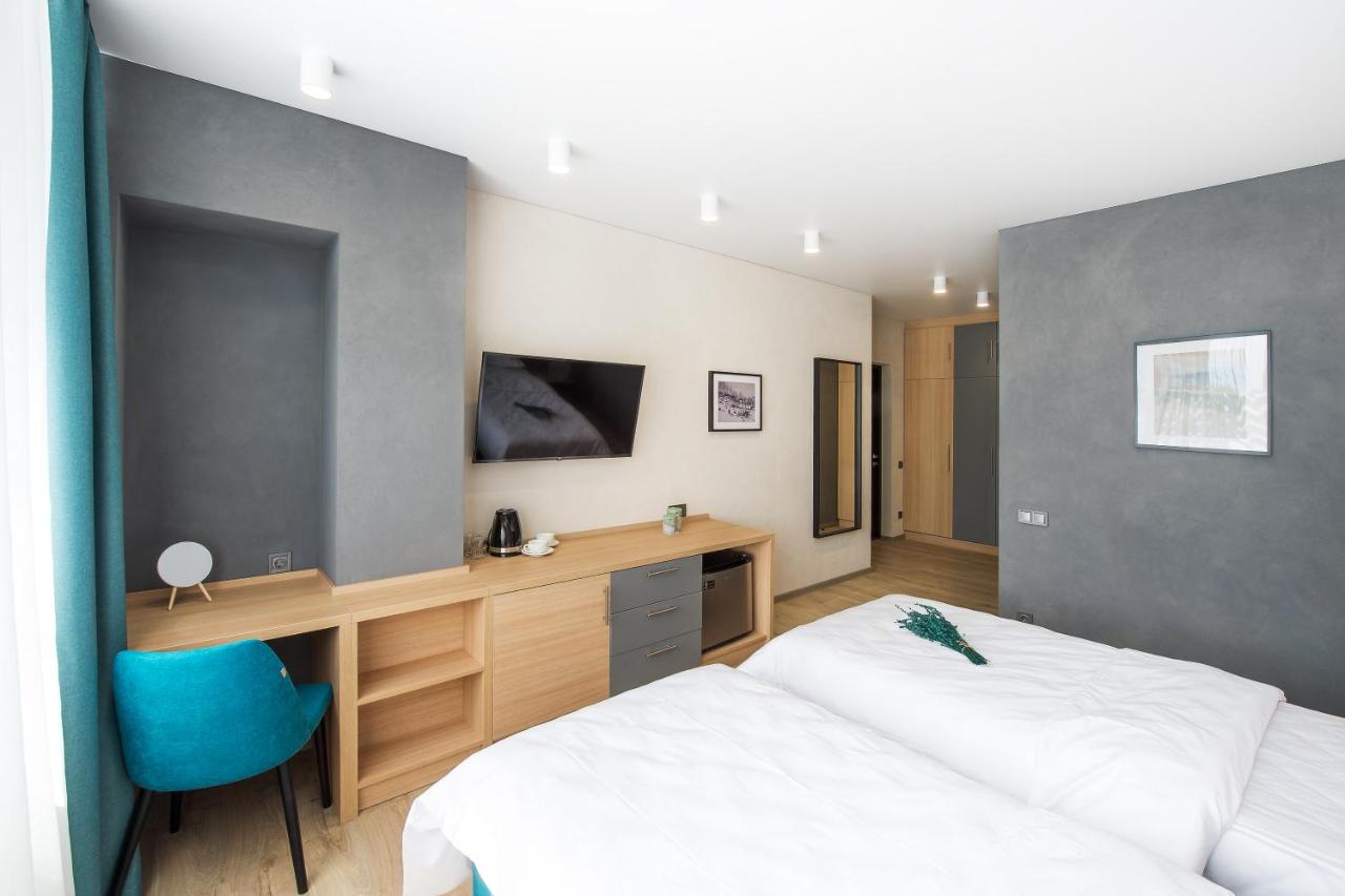 Double or Twin Room with Shower