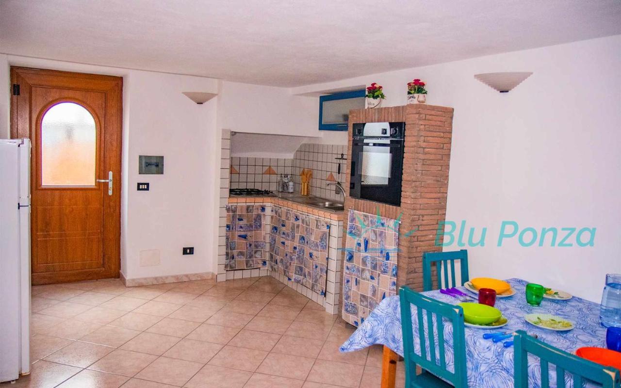BluPonza - 8 posti in zona Mare - App Orchidea - B&B Ponza