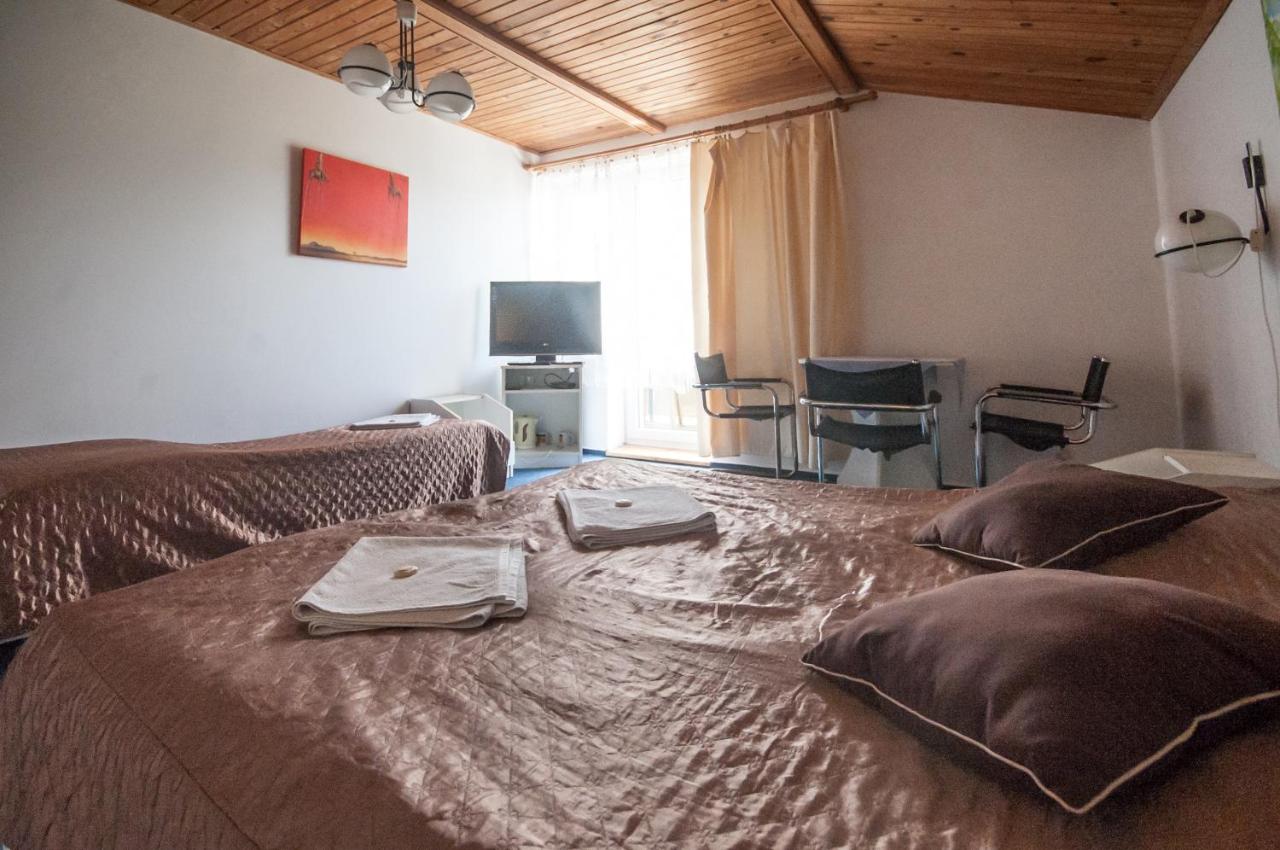 Basic Triple Room