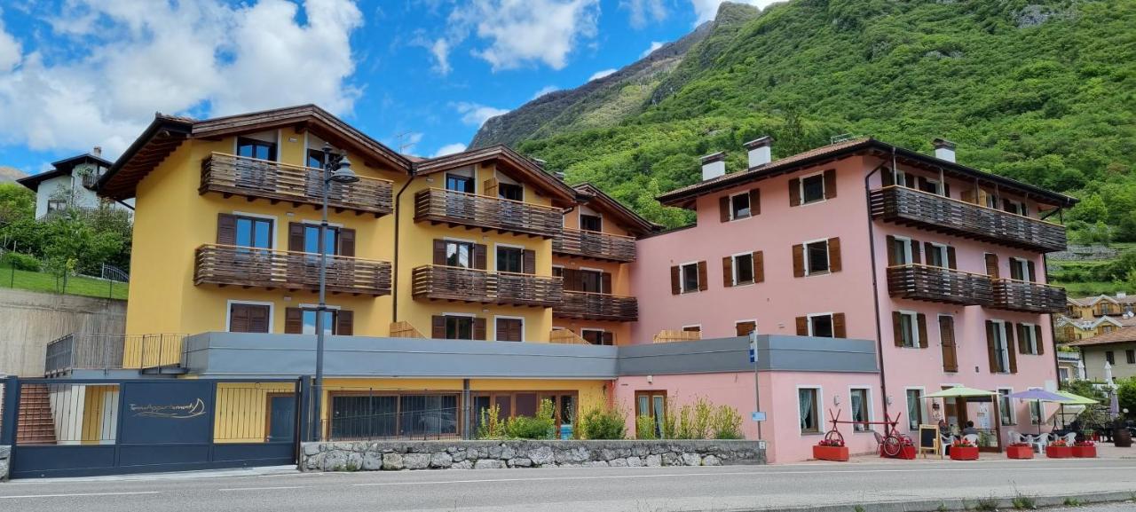 Tenno Appartamenti Garda Lake - Bed and Breakfast