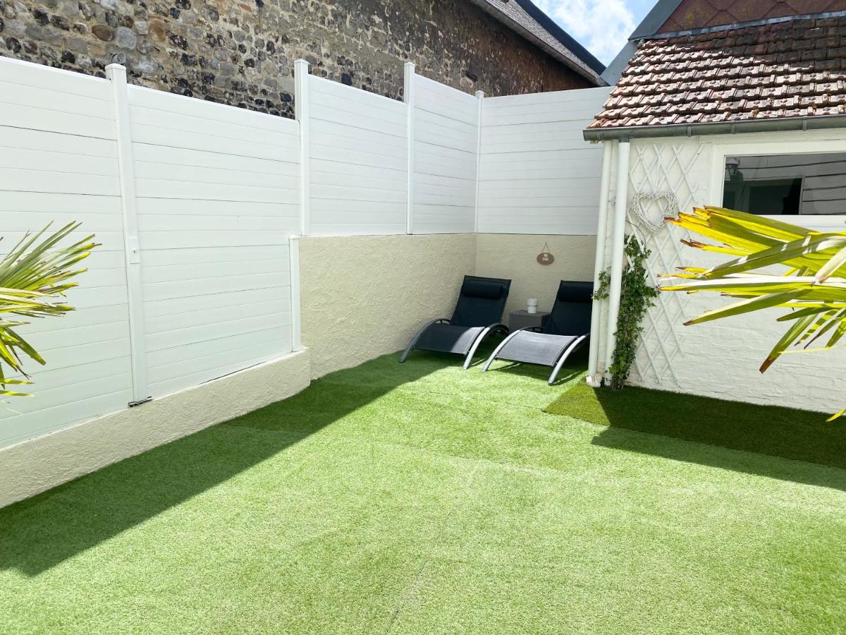 Villa la Vie, Maison entière pour 4 personnes, avec extérieur, Tout inclus, ménage, linge, wifi - Bed and Breakfast