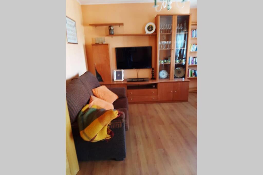 Apartamento en el centro de Carballo - Bed and Breakfast