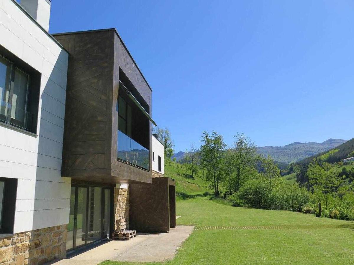 Apartment "Txikori"