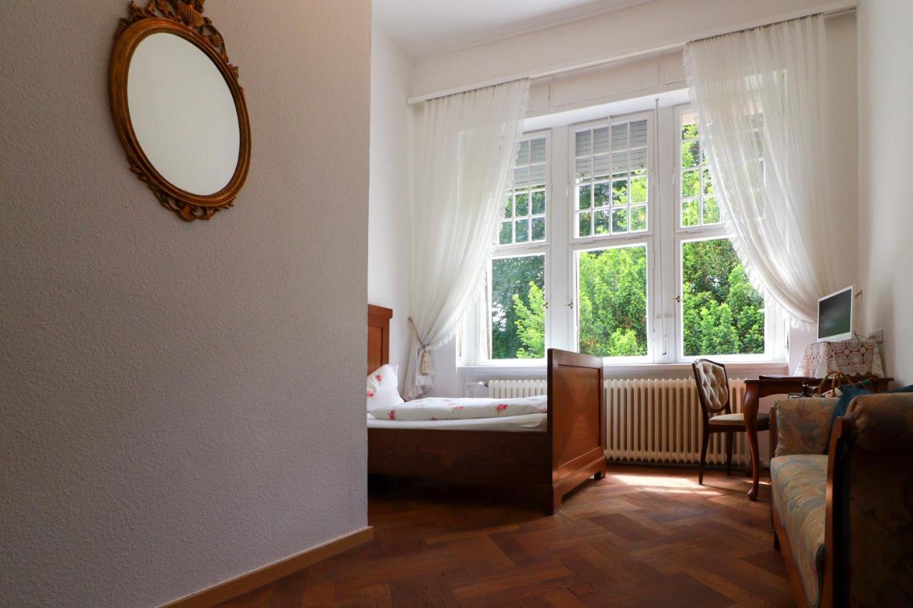 Single Room