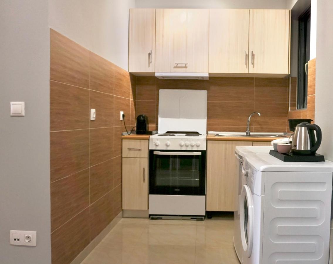 Deluxe One-Bedroom Apartment with City View