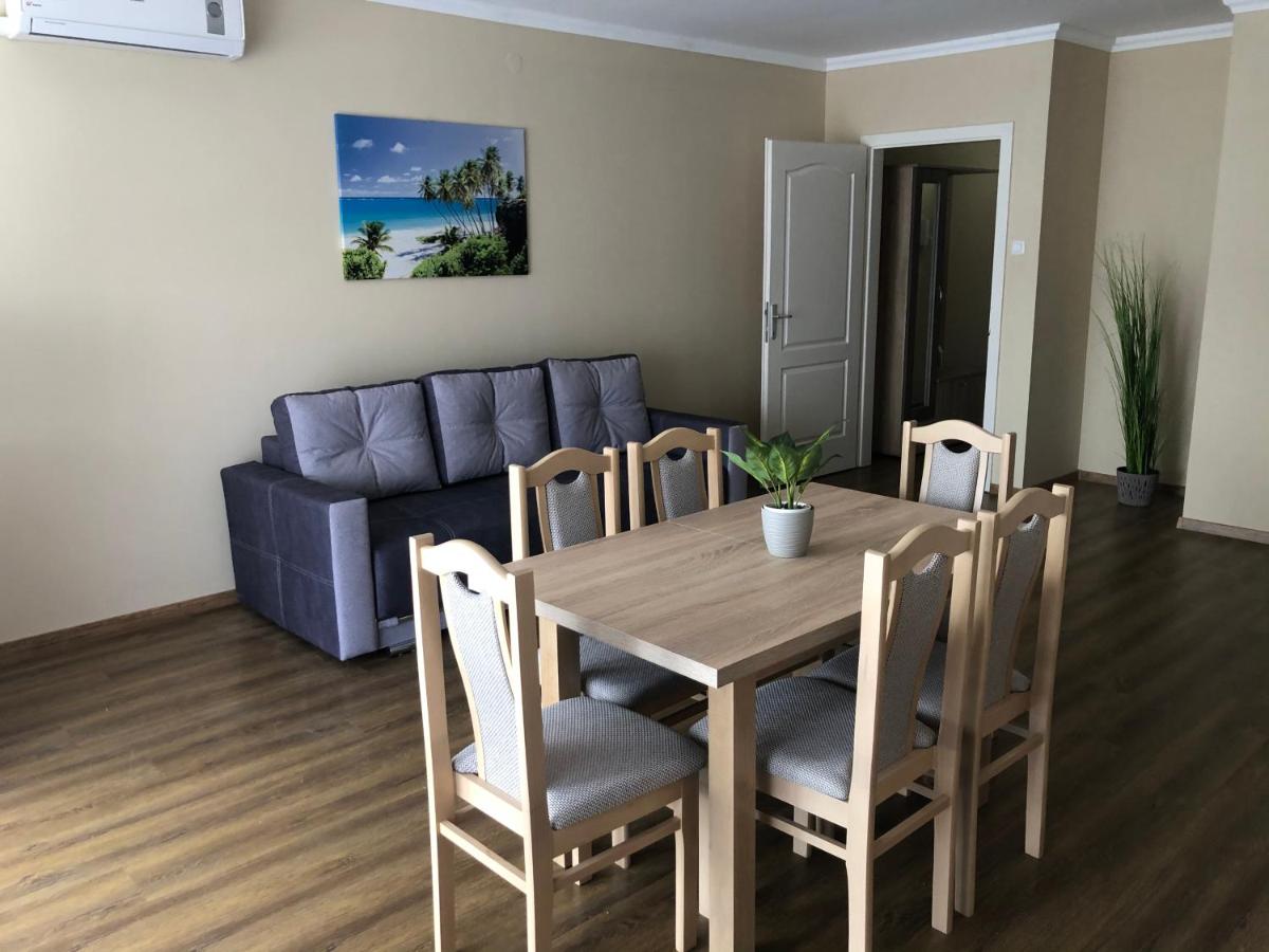 Appartamento con 2 Camere da Letto