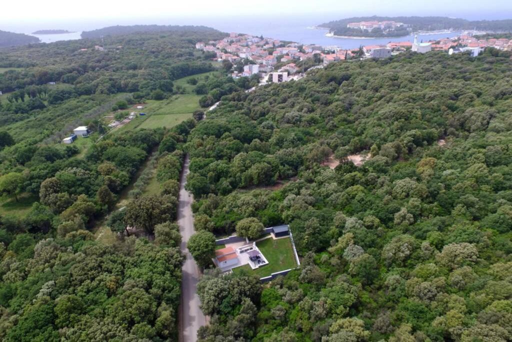 Apartment in Park forest Soline near the sea - Ferienwohnung