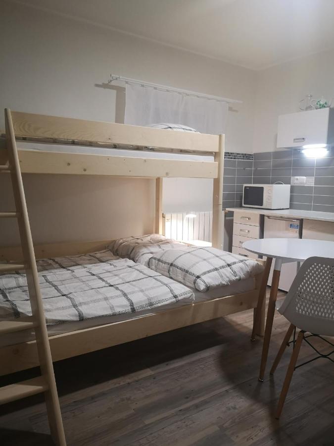 Triple Room with Shower