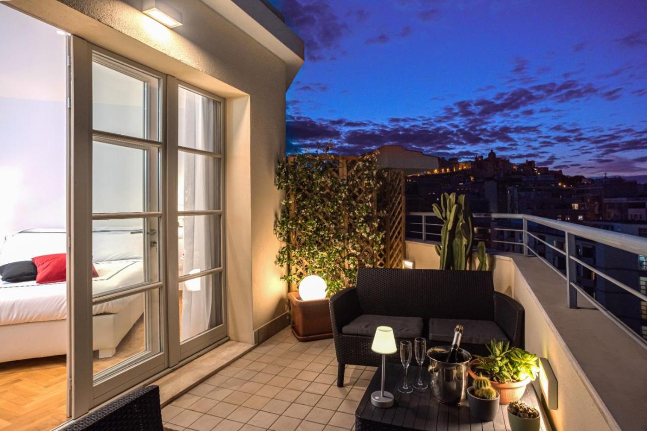 Double Room with Private Terrace