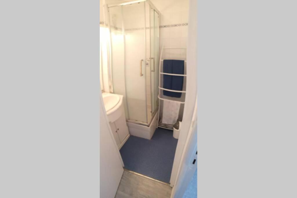 Appartement 2 personnes à 300m de la mer - B&B Cabourg