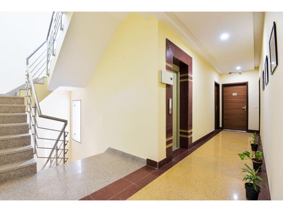 BluO Studio2 Golf Course Road - Gym, Terrace Garden - B&B Gurugram