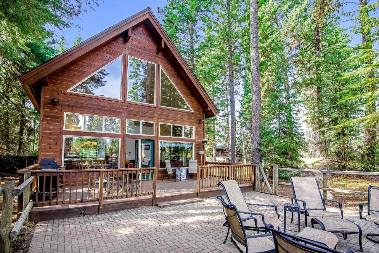 Cedar House - B&B