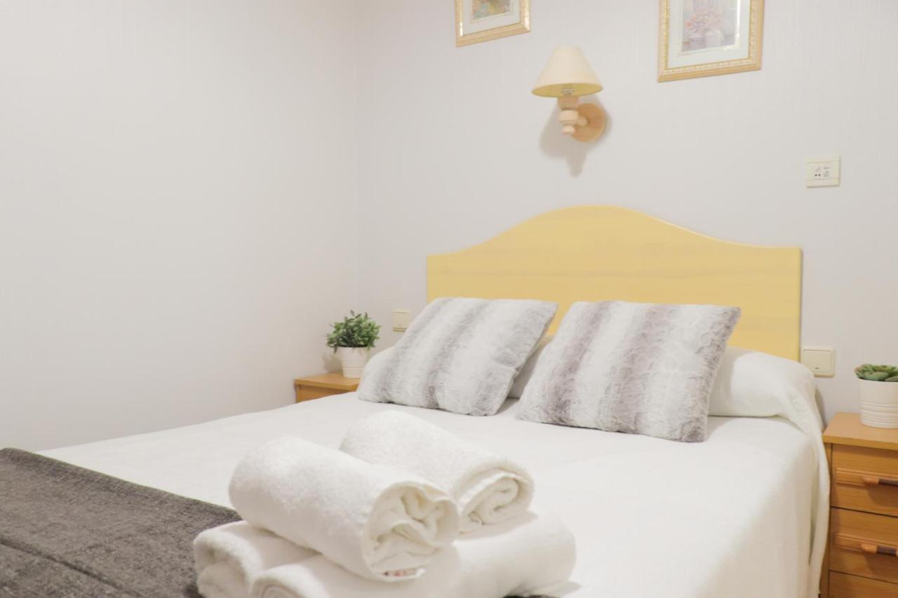 Interior Single Room with private Bathroom