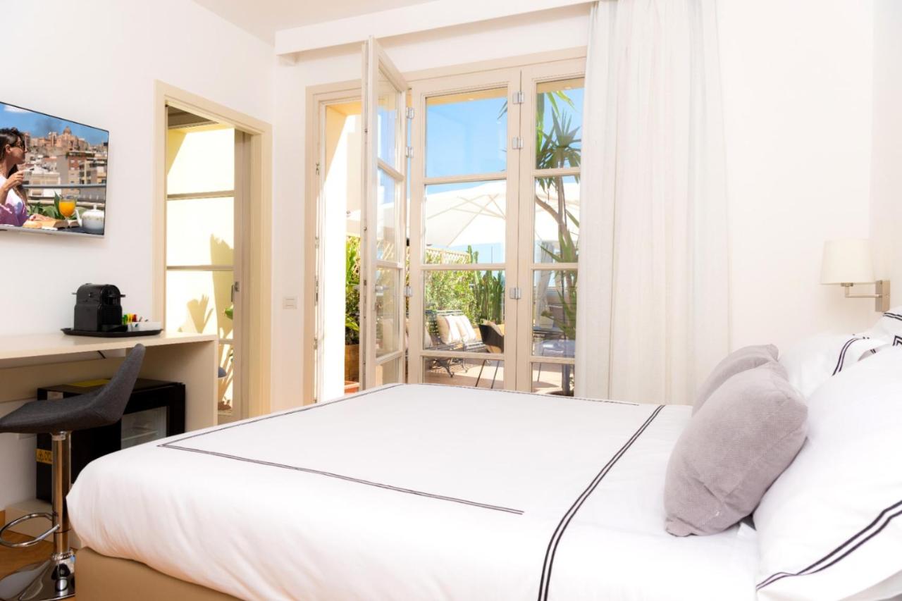 Superior Double Room with Private Terrace