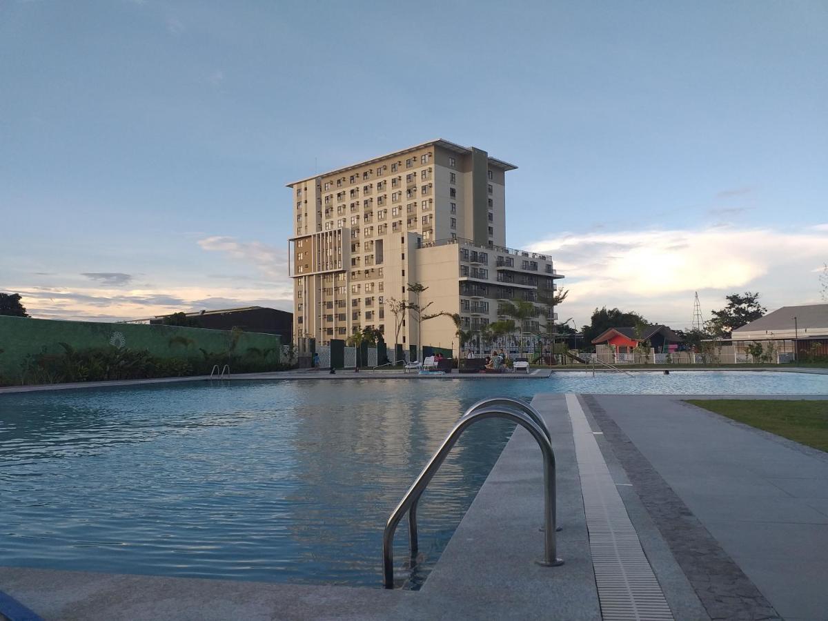 B&B Mactan - 1BR Condo in Soltana Nature Residences Mactan, Cebu, near beaches and resorts - Bed and Breakfast Mactan