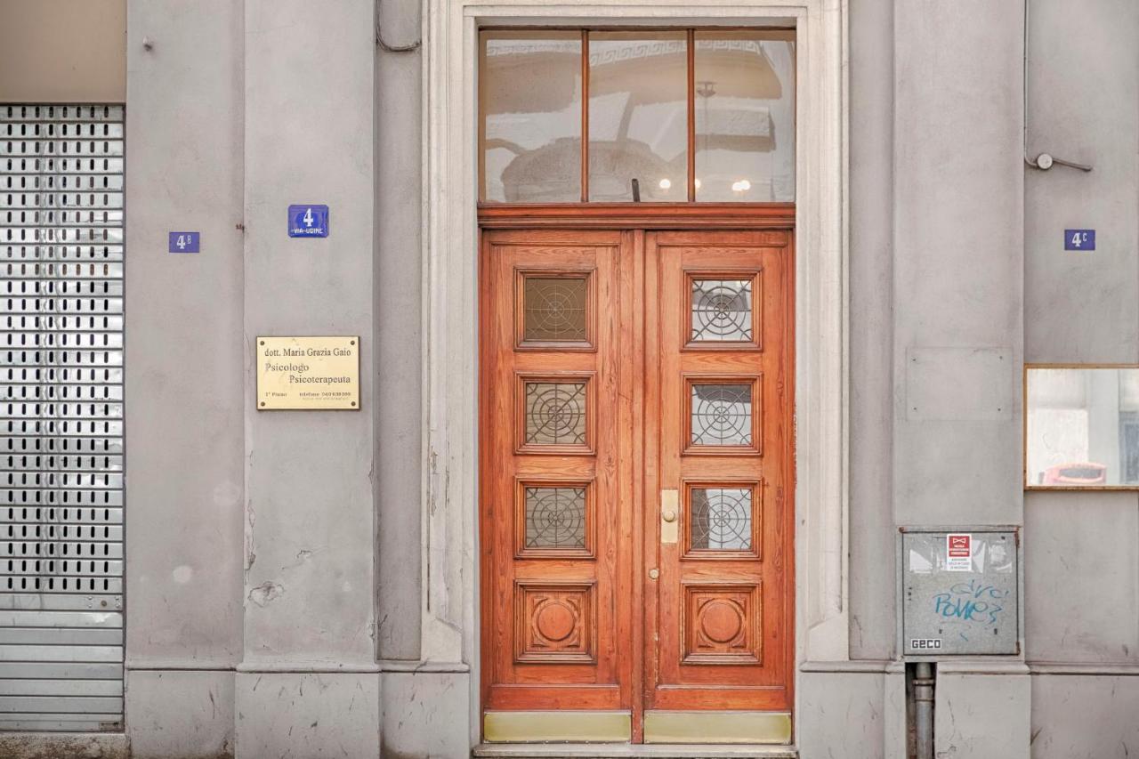 Mihaela apartment - Charme near the station - B&B