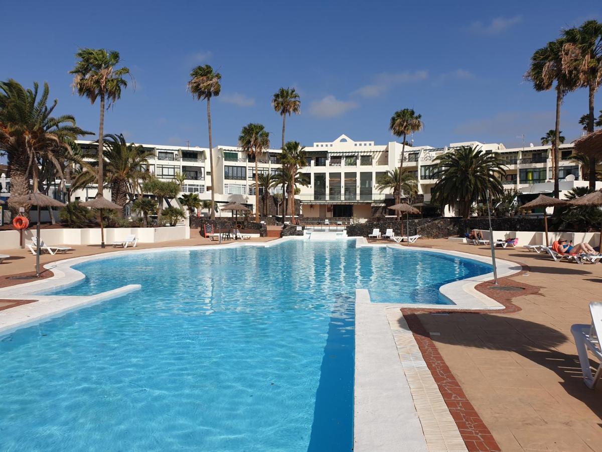 Apartamento Eduardo a primera linea del mar - B&B Costa Teguise