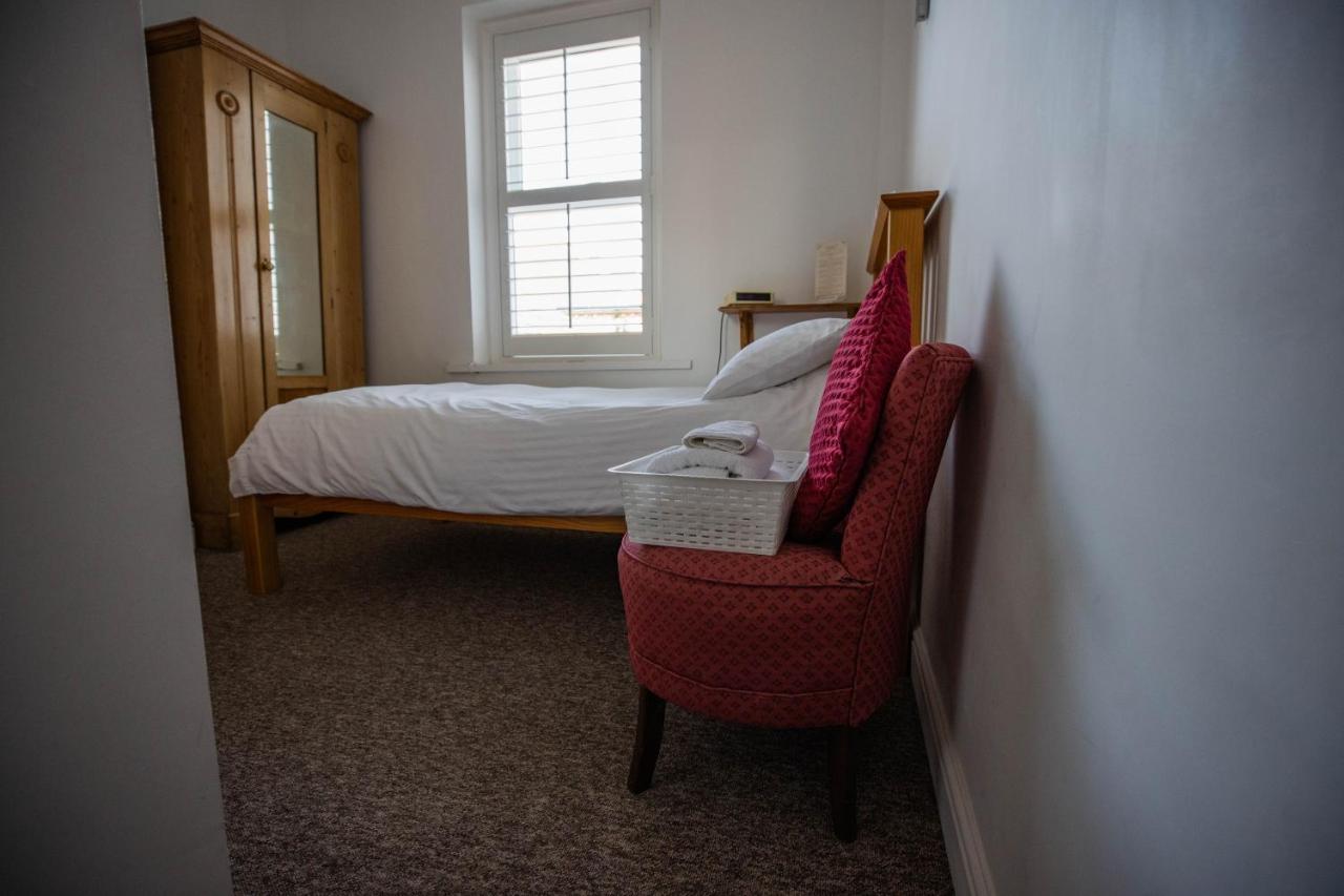 Single Room with Shower