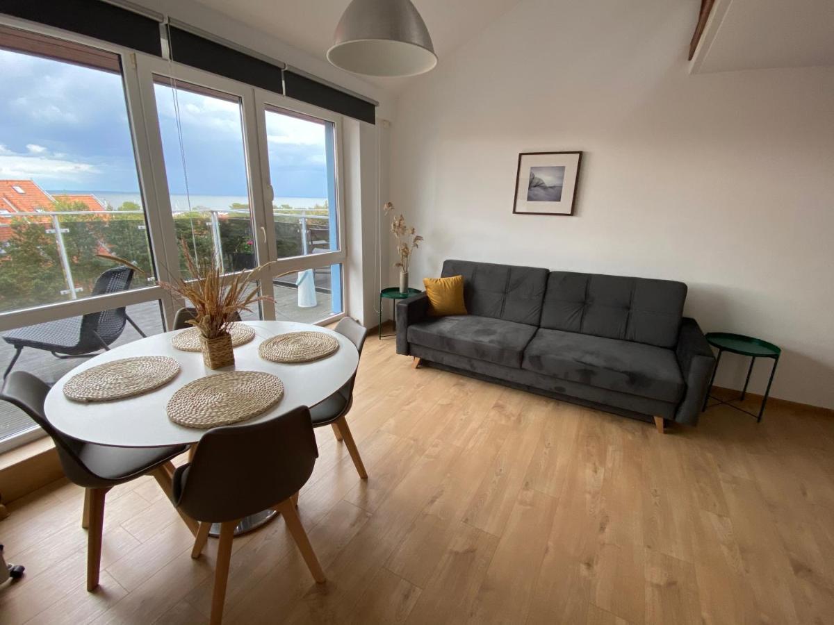 Loftas Nidos centre su terasa į Kuršių marias! - B&B Nida