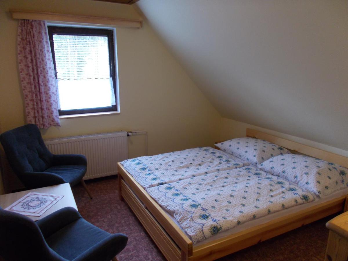 Großes Doppelzimmer