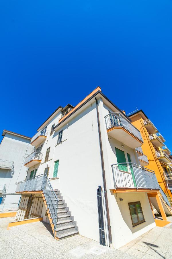 Uliana Top House - Ferienwohnung