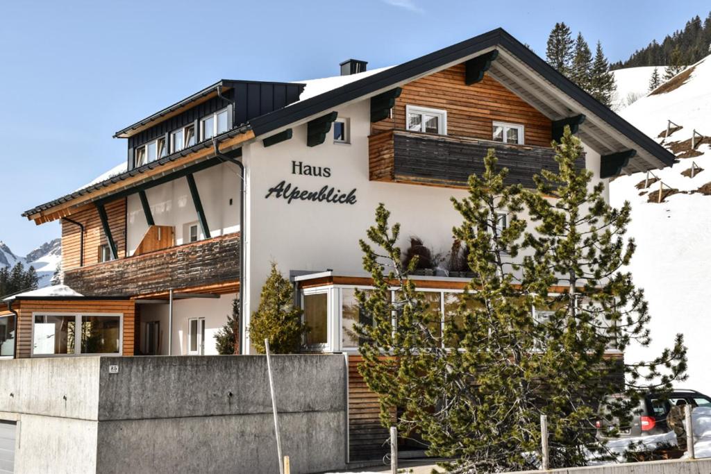 Haus Alpenblick - B&B