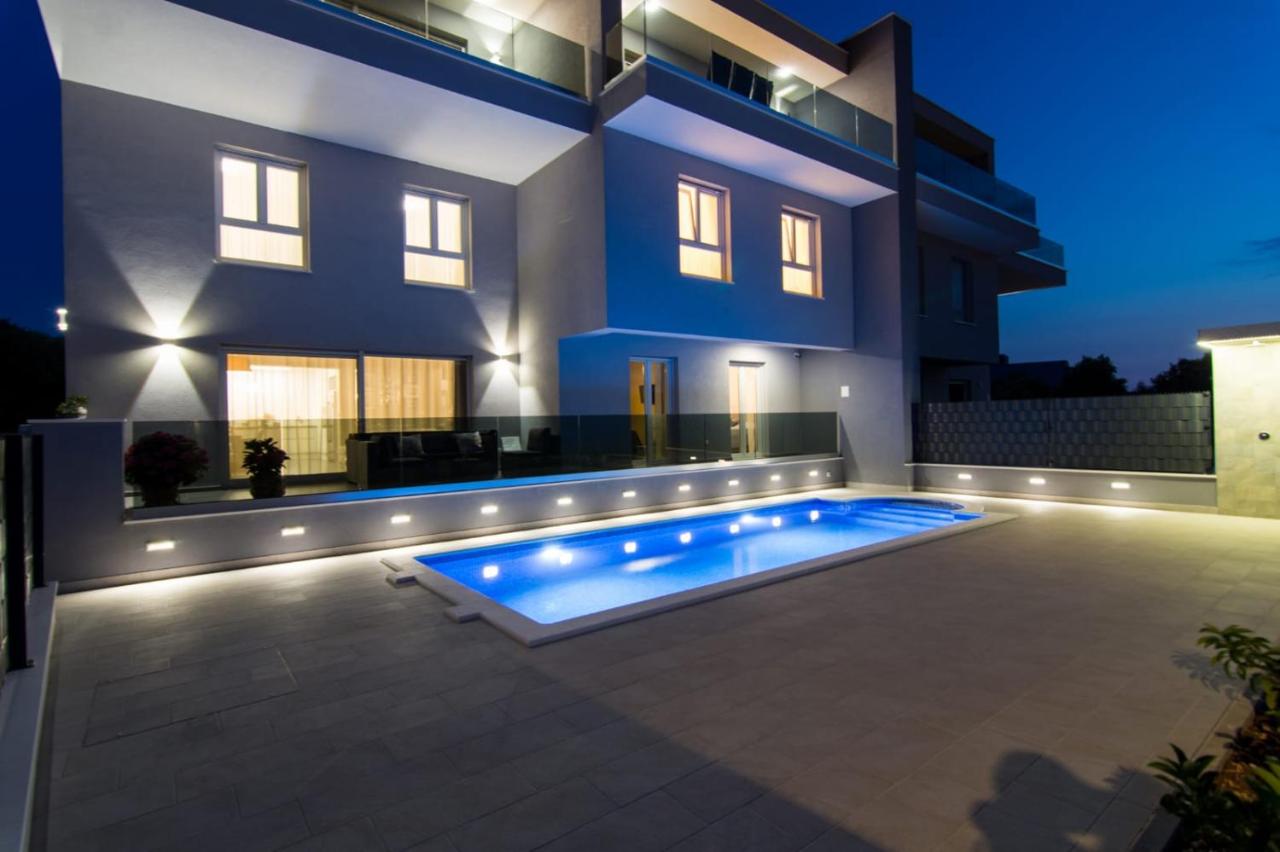 Luxury Sunset Residences - Okrug Gornji - Bed and Breakfast