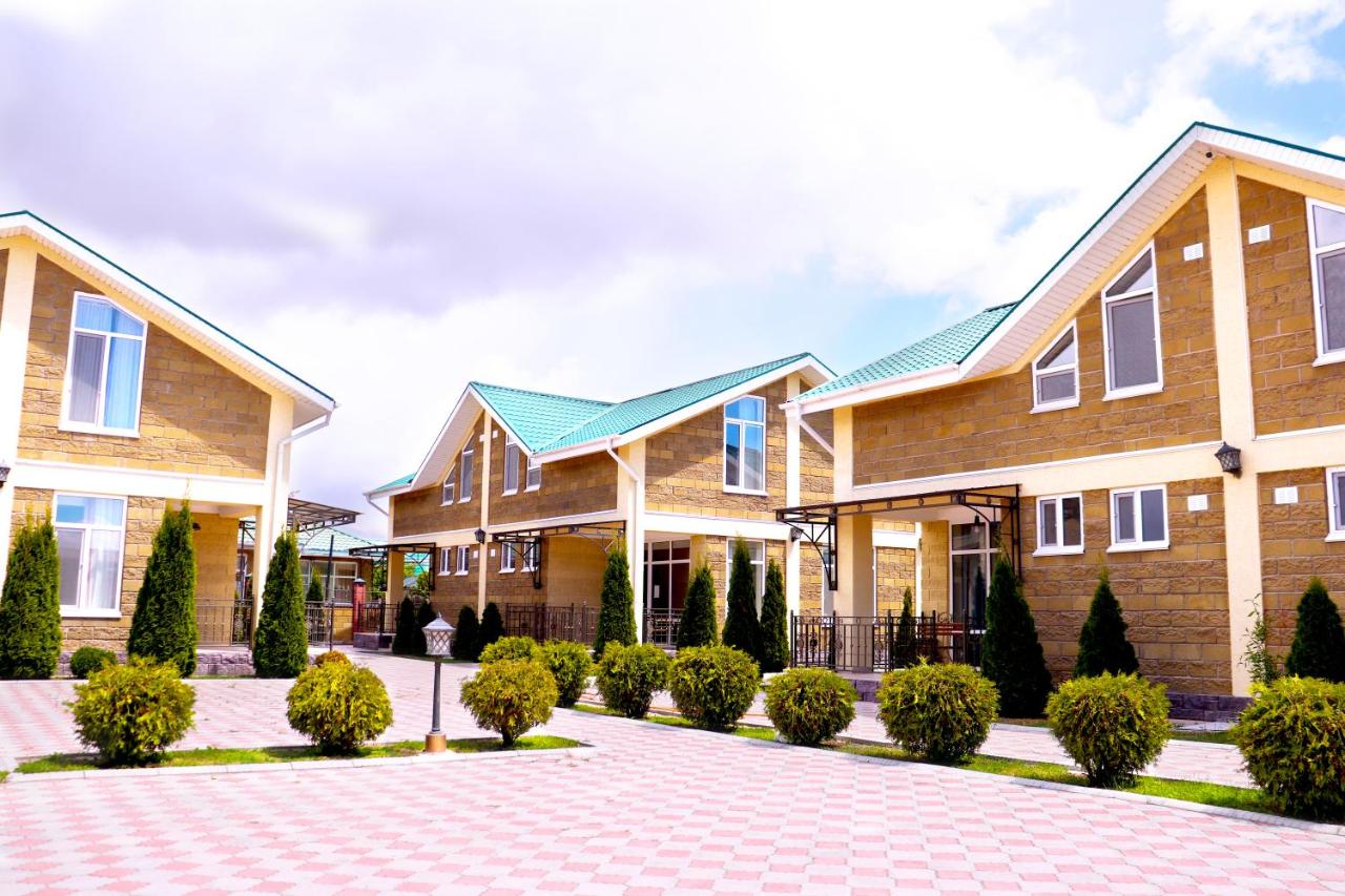 Таунхаусы Lemon 8-местные в Клуб-отеле Royal Beach - B&B Chok-Tal
