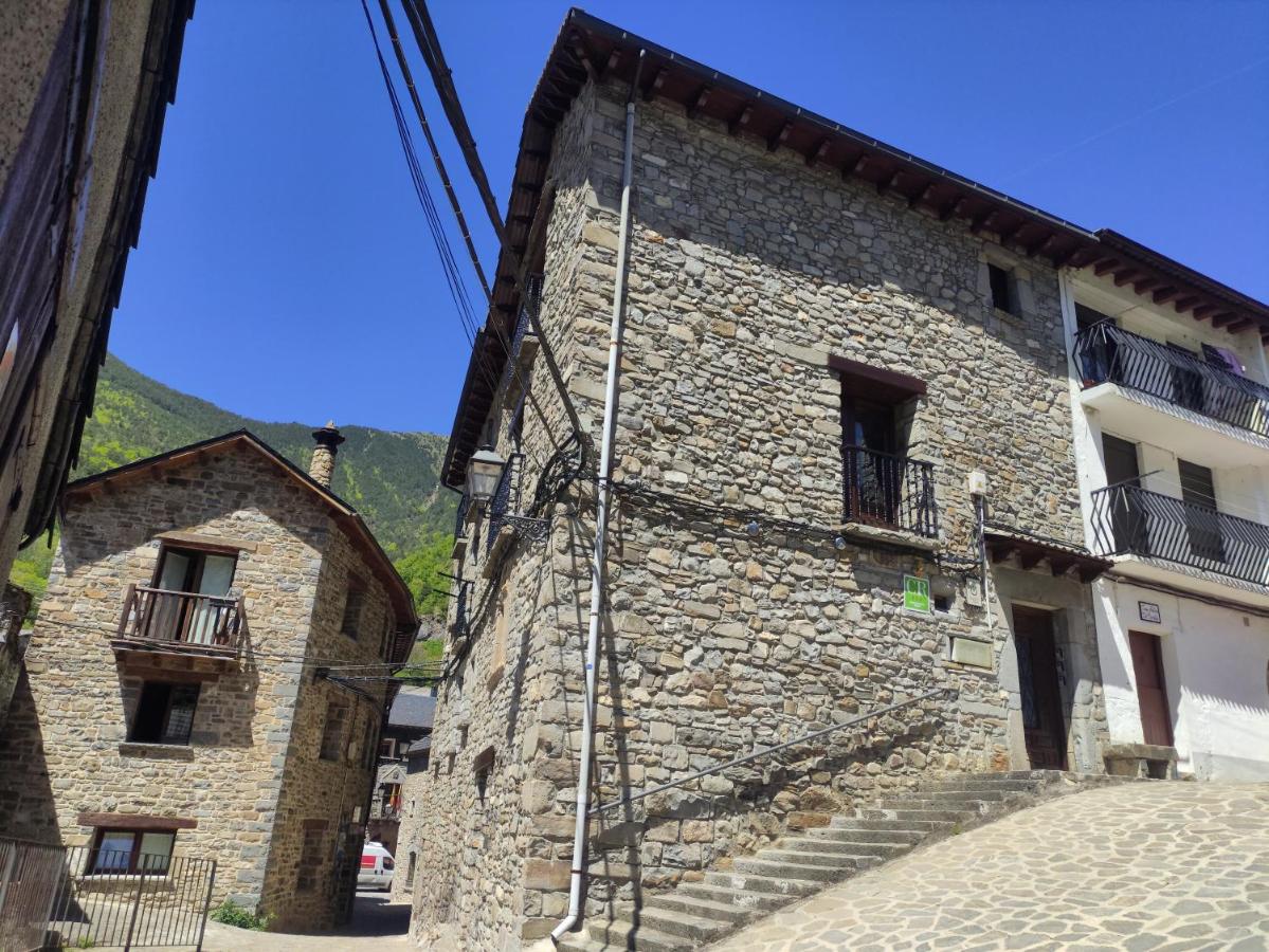 Centro Torla-Ordesa 5pax Apto Miguel - Bed and Breakfast Torla