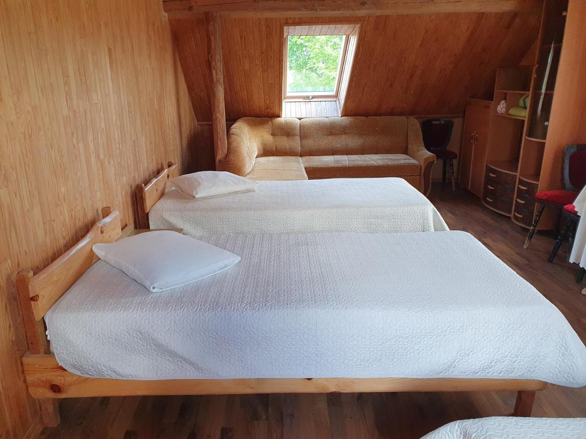 Sixtuple Room