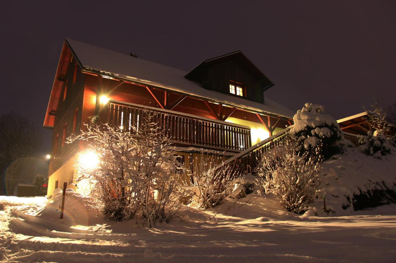 Chalupa Sluníčko - Bed and Breakfast