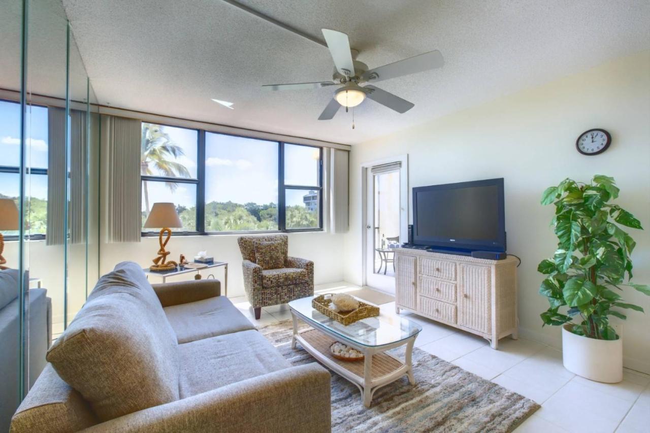 Harbor Towers 1 Bedroom Pool View - B&B