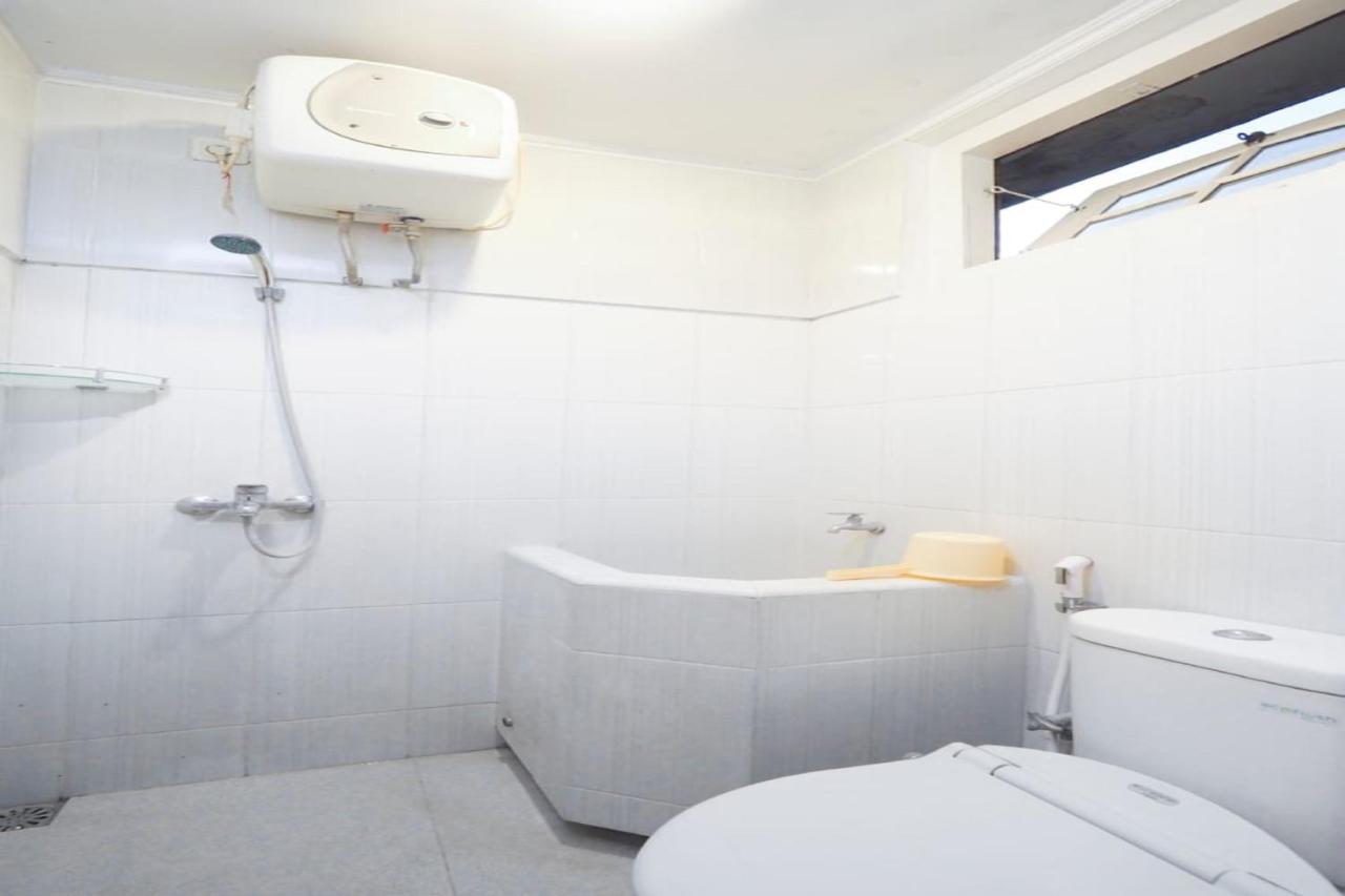 Economy Twin Room