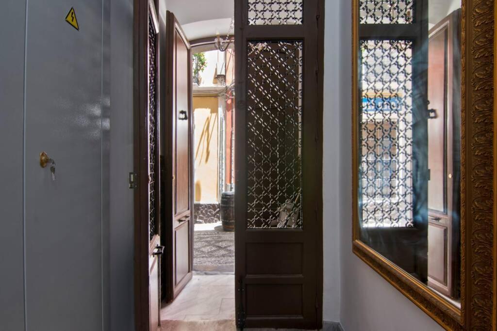 Rosarioseis ALHAMBRA - B&B