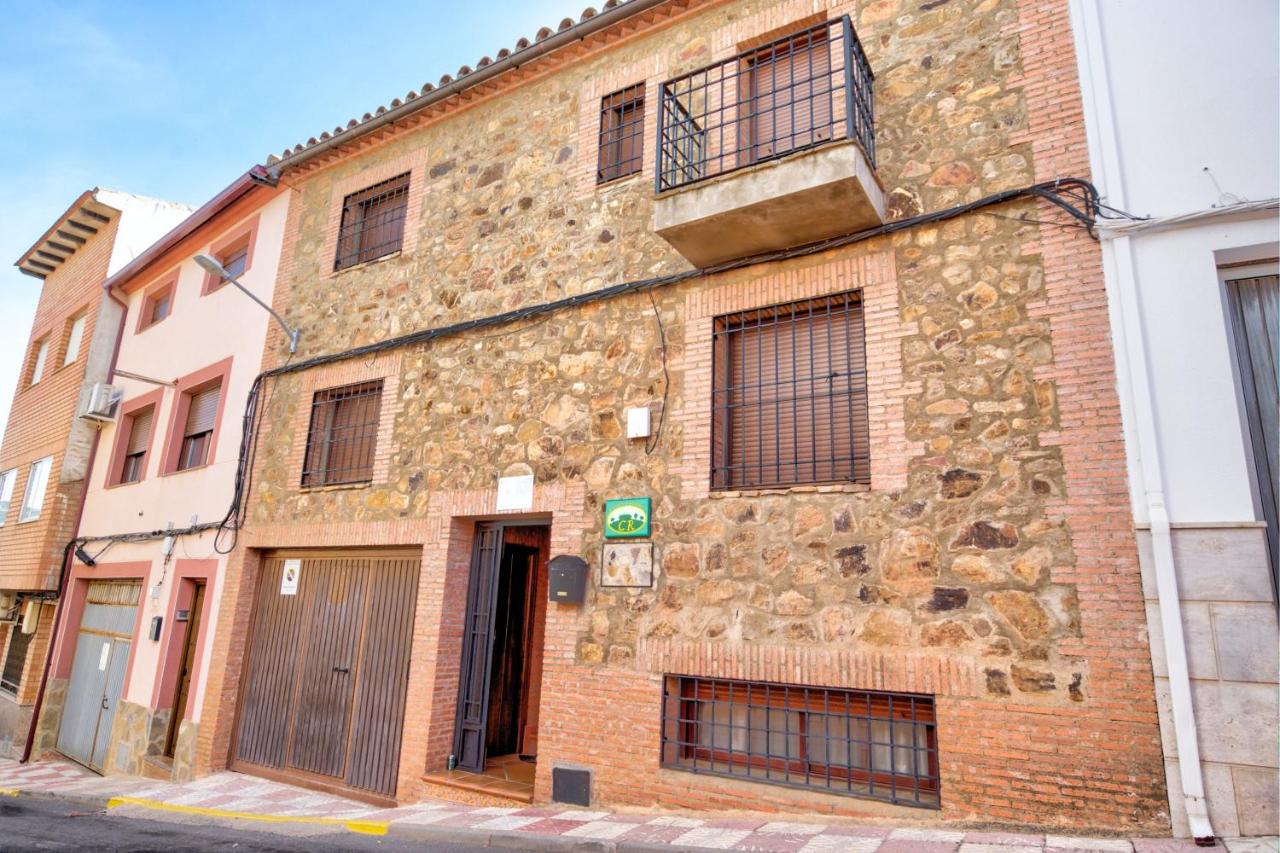 Comfortable Villa in Puebla de Don Rodrigo with Private Pool - Chambres d’hôtes Puebla de Don Rodrigo