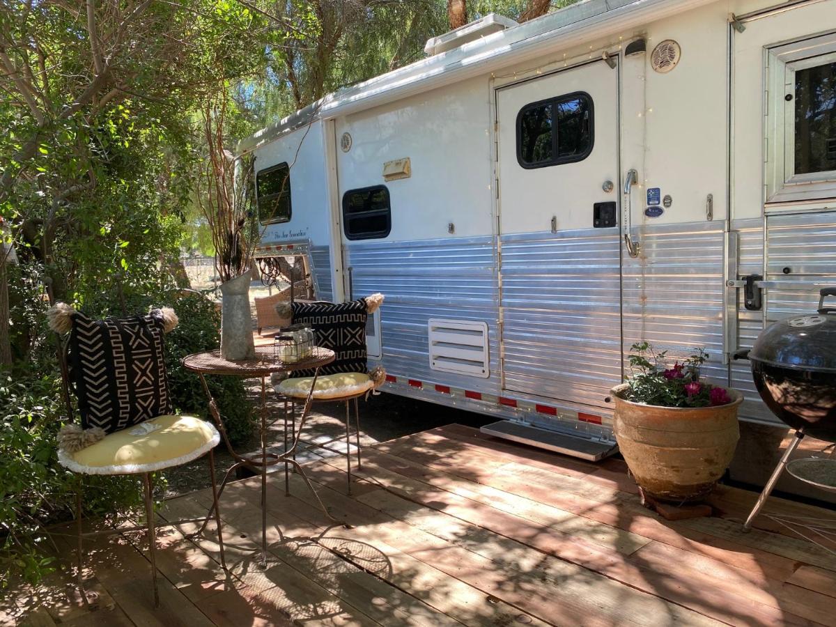 The Pony Experience; Glamping with Private Petting Zoo - Ferienwohnung Temecula