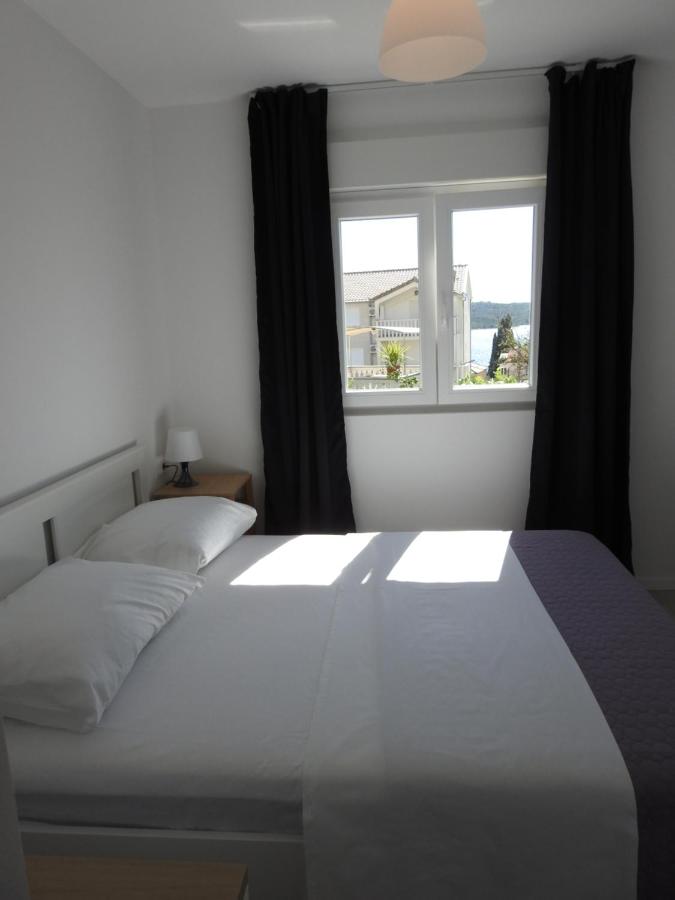 Apartment Salvia - Bed and Breakfast Trogir