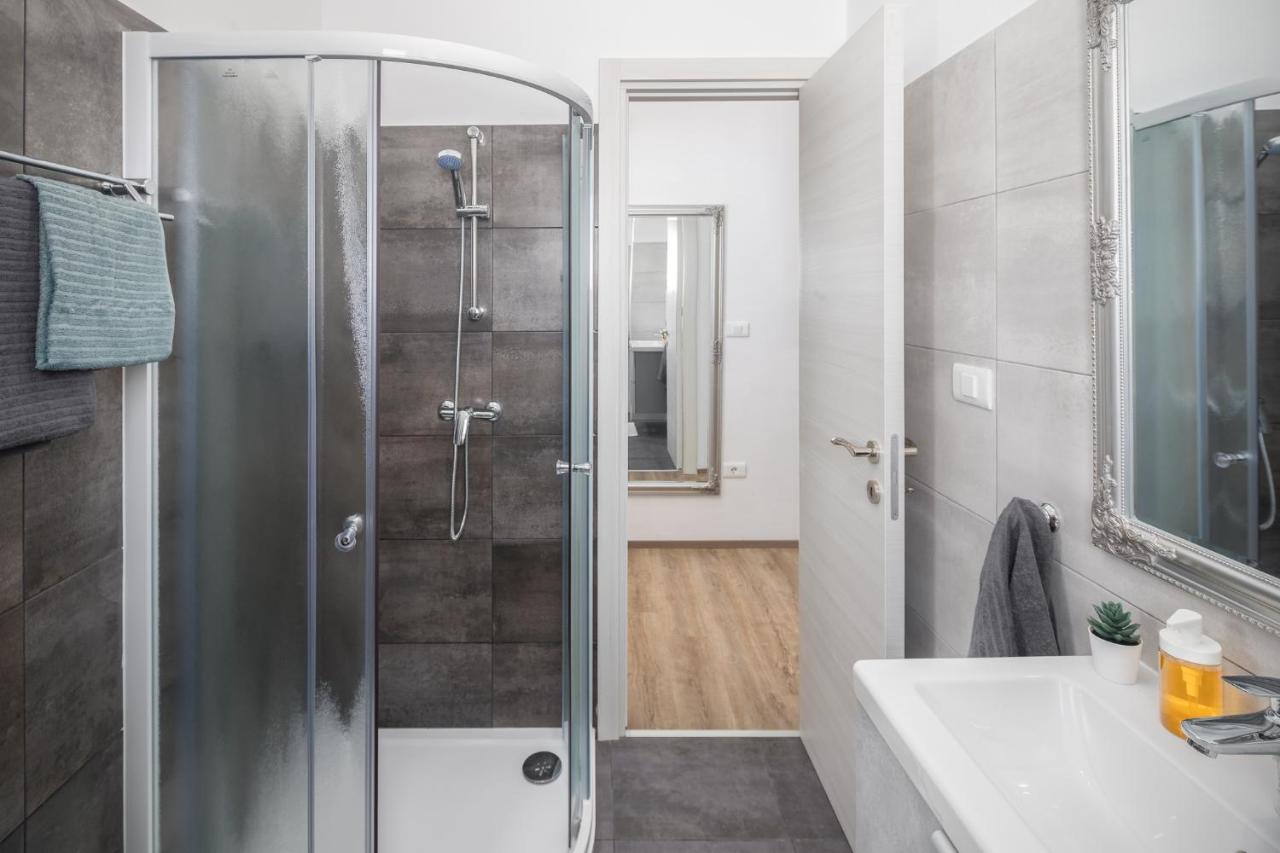 One-Bedroom Apartment with Terrace