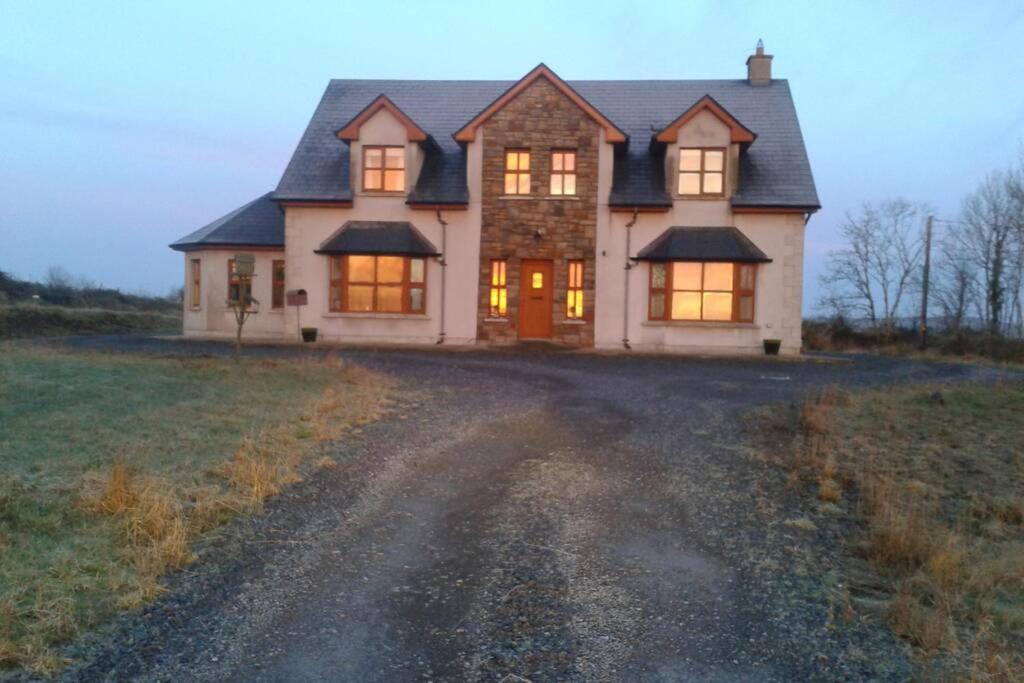 Annies Meadow. - B&B Knock