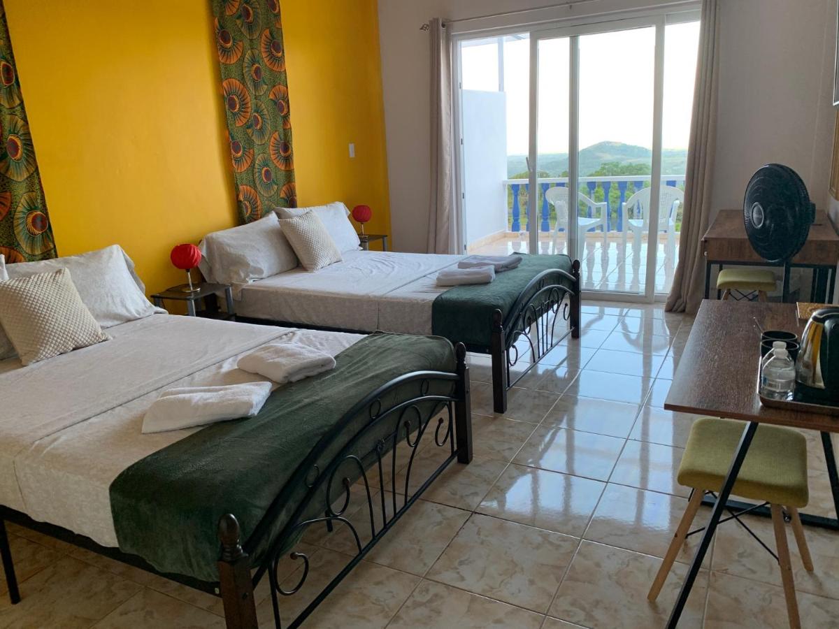 Deluxe Double Room with Balcony and Sea View