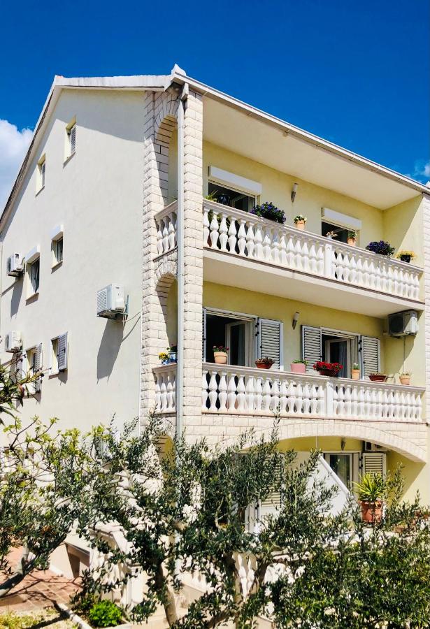 Villa Domora apartments - B&B