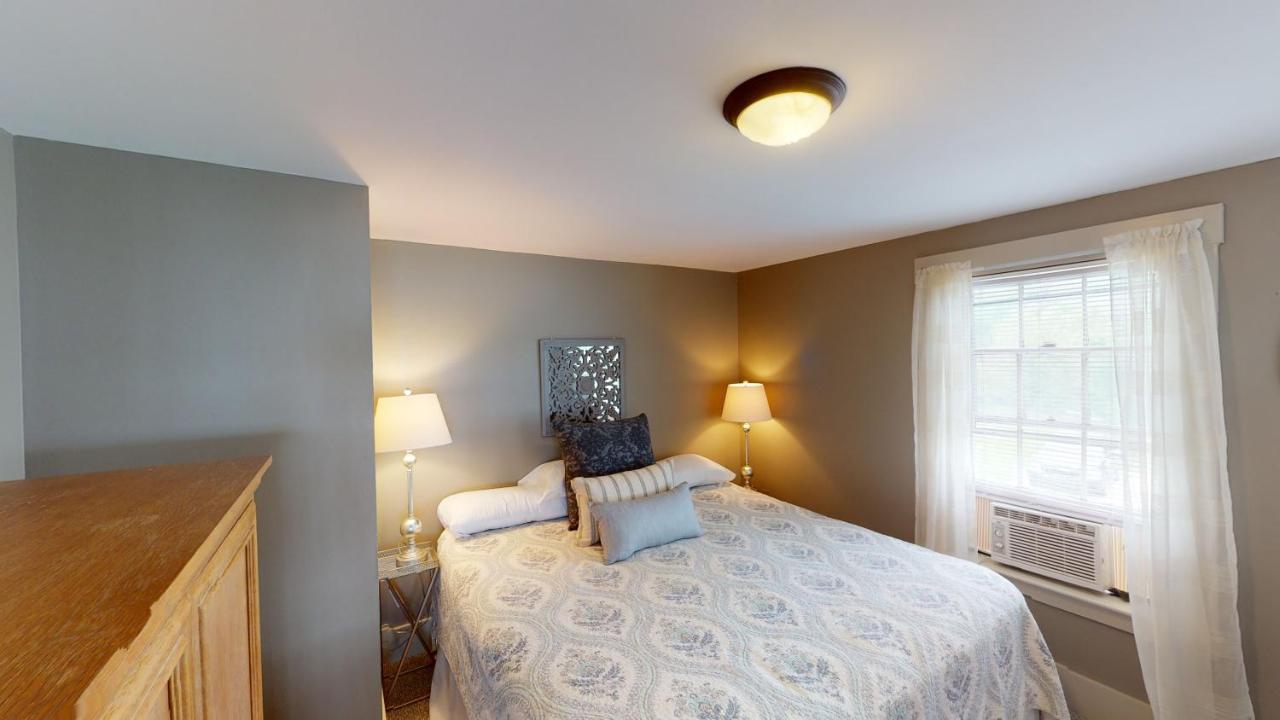 The Captain's Suite