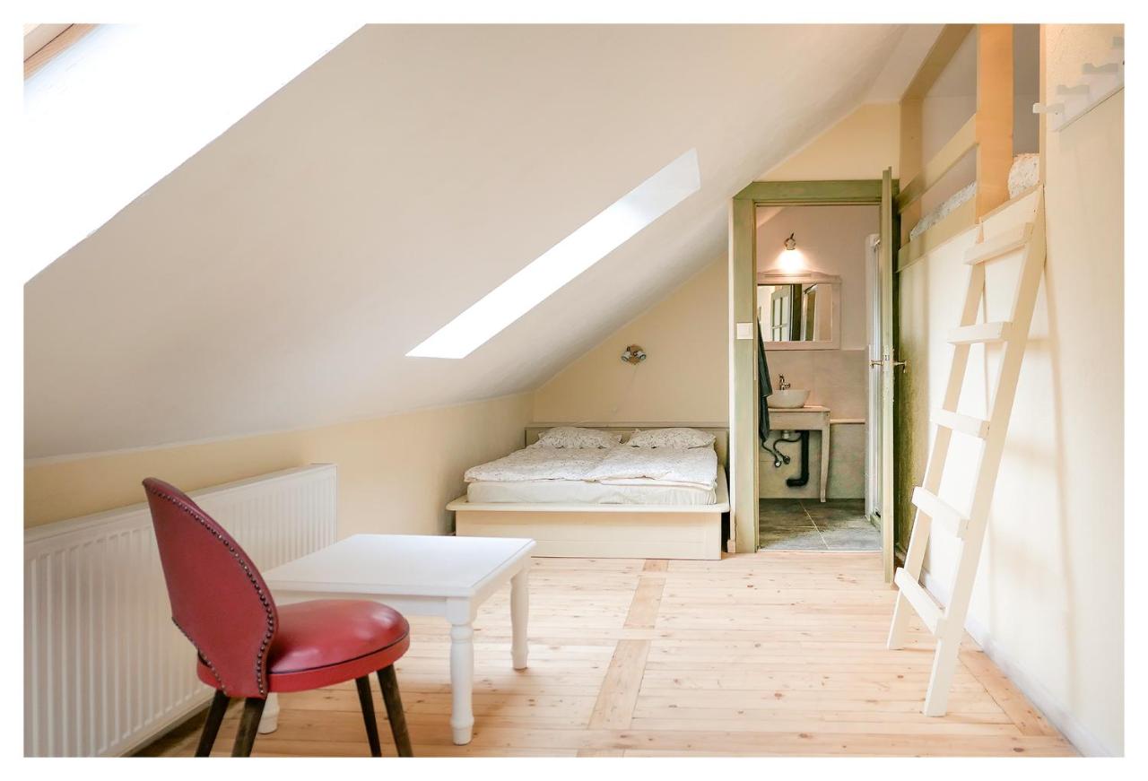Triple Room with Private Bathroom