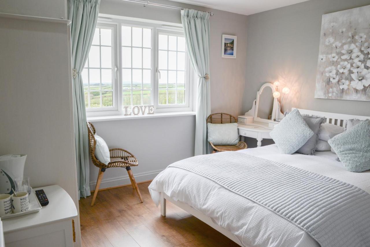 Standard Zimmer mit Kingsize-Bett