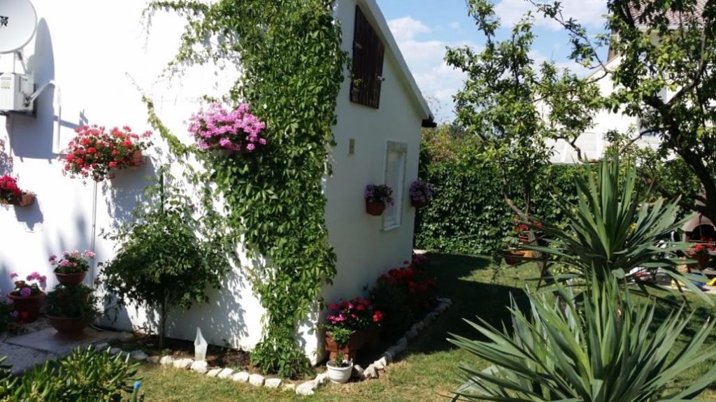 Ferienwohnung in Sabunike mit Terrasse, Klimaanlage, W-LAN (231-2) - Chambres d'hôtes Privlaka