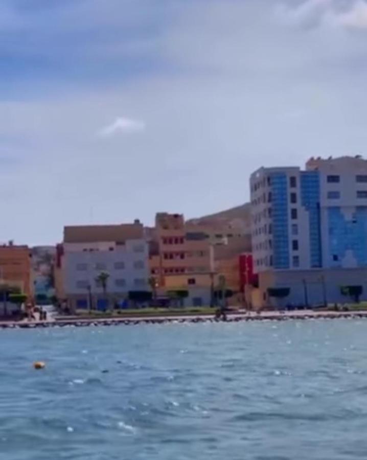 Residence La corniche Étage 4 - Ferienwohnung Nador